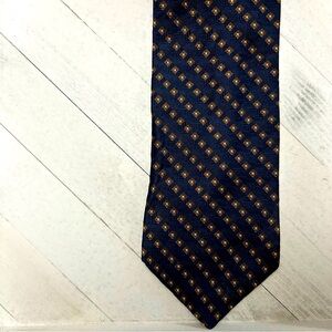 Ottimo Uomo Hand Made Tie 100% Silk 58"x..4" Necktie